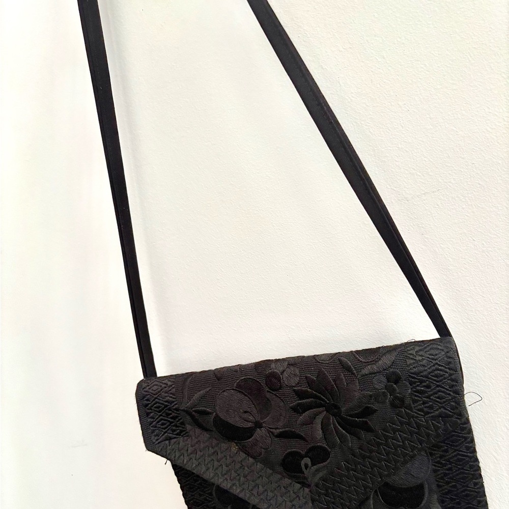 Elegant Black Embroidered Shoulder Bag